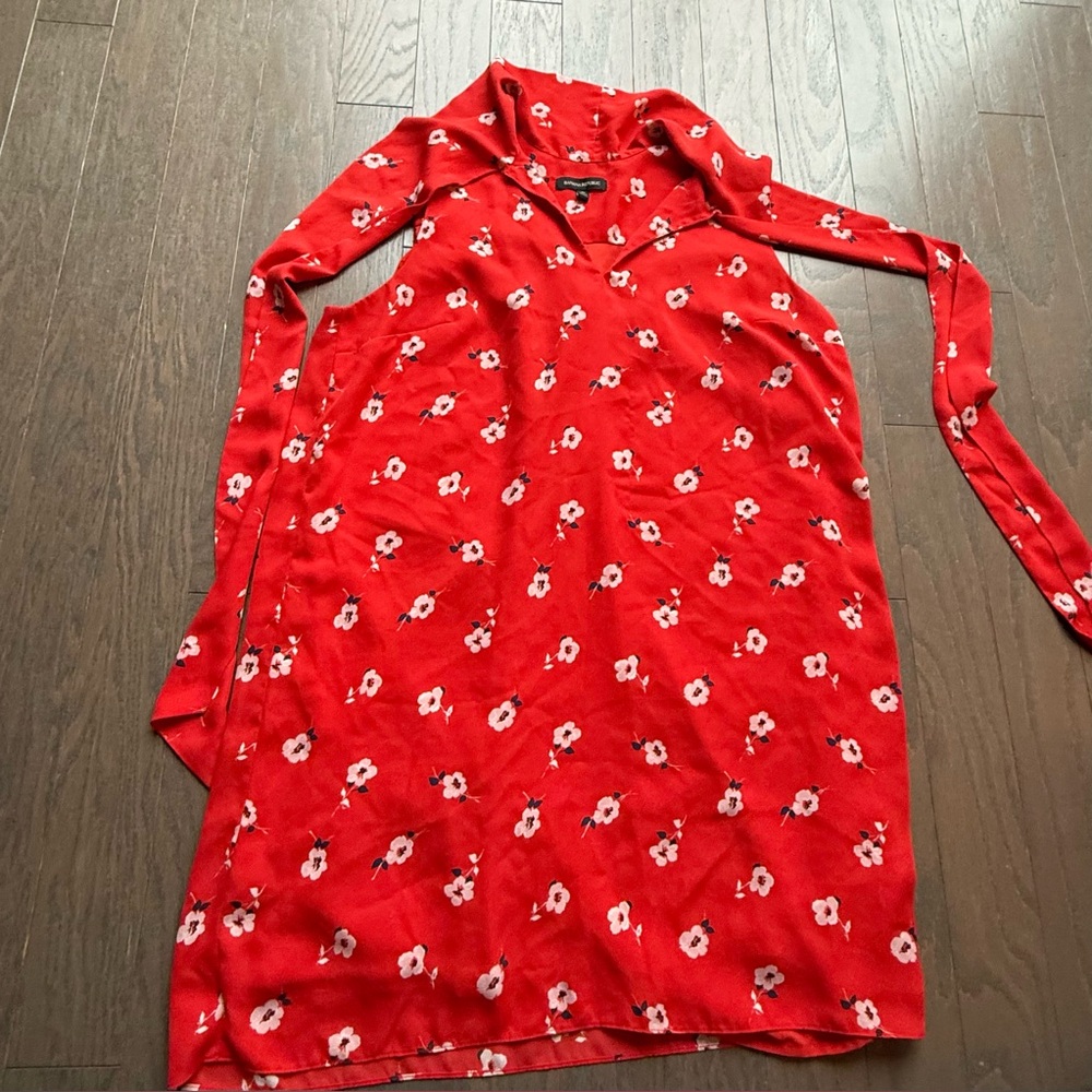 Banana Republic Women's Dress Size 16 Red  Floral Sleeveless V-Neck Midi